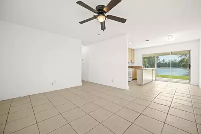 5205 NW 28th Avenue, Tamarac, FL 33309 - Photo 6