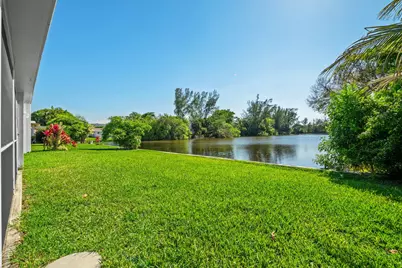5205 NW 28th Avenue, Tamarac, FL 33309 - Photo 22