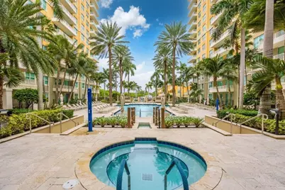 625 Casa Loma Boulevard #Lower Penthouse 9  Unit 1, Boynton Beach, FL 33435 - Photo 10