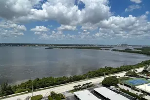 5420 N Ocean Dr, Singer Island, FL 33404 - Photo 28