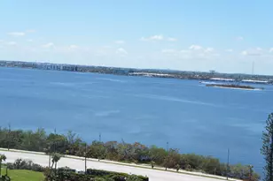 5420 N Ocean Dr, Singer Island, FL 33404 - Photo 10