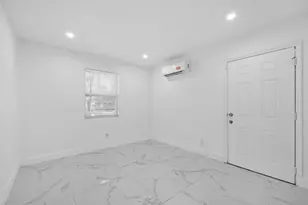 332 NW 97th St, Miami, FL 33150 - Photo 14