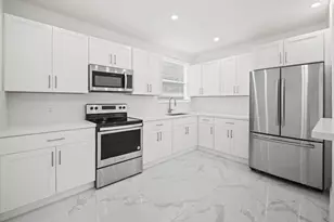 332 NW 97th St, Miami, FL 33150 - Photo 1
