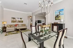 332 NW Stratford Ln, Port Saint Lucie, FL 34983 - Photo 18