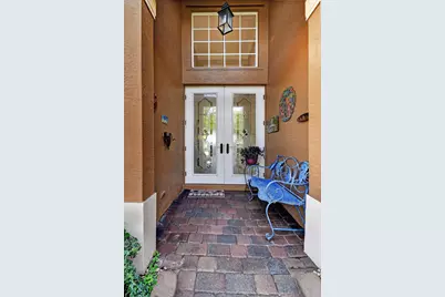 332 NW Stratford Lane, Port Saint Lucie, FL 34983 - Photo 6