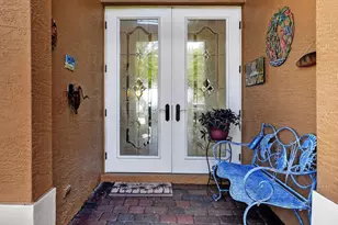 332 NW Stratford Ln, Port Saint Lucie, FL 34983 - Photo 6