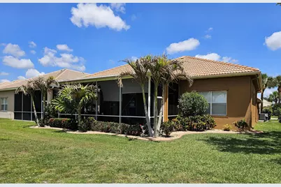 332 NW Stratford Lane, Port Saint Lucie, FL 34983 - Photo 2