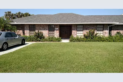 451 W Conference Drive, Boca Raton, FL 33486 - Photo 1