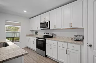 414 SW Dahled Ave, Port Saint Lucie, FL 34953 - Photo 14