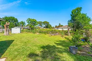 2411 SE Floresta Dr, Port Saint Lucie, FL 34984 - Photo 10