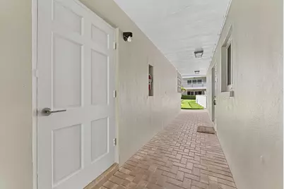 1199 Hillsboro Mile, Pompano Beach, FL 33062 - Photo 22