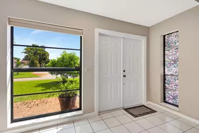 2469 Sun Up Lane, Lake Worth, FL 33462 - Photo 8