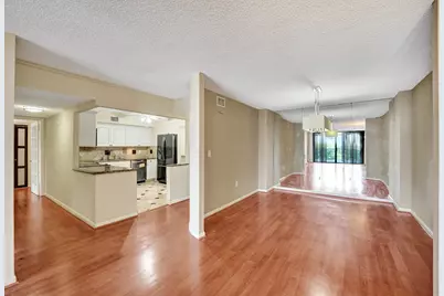 2802 N 46th Avenue #B620, Hollywood, FL 33021 - Photo 22