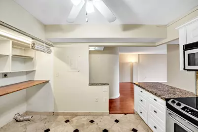 2802 N 46th Avenue #B620, Hollywood, FL 33021 - Photo 16
