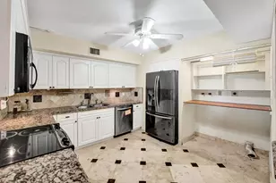 2802 N 46th Ave, Hollywood, FL 33021 - Photo 12