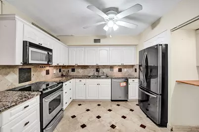2802 N 46th Avenue #B620, Hollywood, FL 33021 - Photo 12