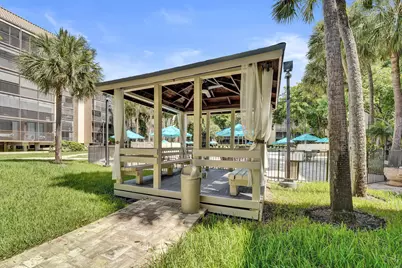 2802 N 46th Avenue #B620, Hollywood, FL 33021 - Photo 80