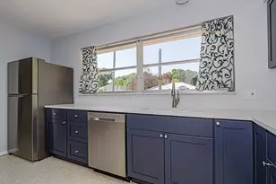 2616 15th St, Vero Beach, FL 32960 - Photo 12