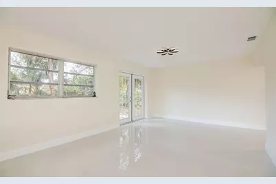 3105 18th Street, Vero Beach, FL 32960 - Photo 10