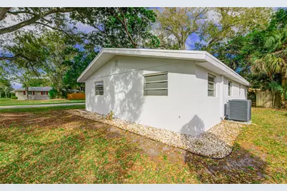 3105 18th Street, Vero Beach, FL 32960 - Photo 6