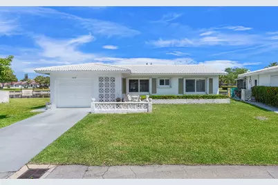 8609 NW 59th Place, Tamarac, FL 33321 - Photo 2