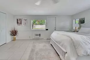 327 SE 3rd Ave, Delray Beach, FL 33483 - Photo 14