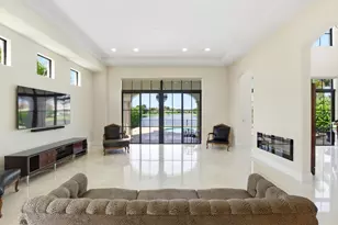 8289 Emerald Ave, Parkland, FL 33076 - Photo 6