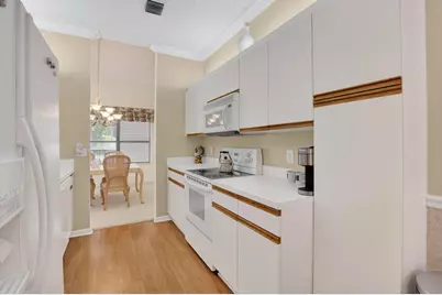 5366 Venetia Court #E, Boynton Beach, FL 33437 - Photo 10