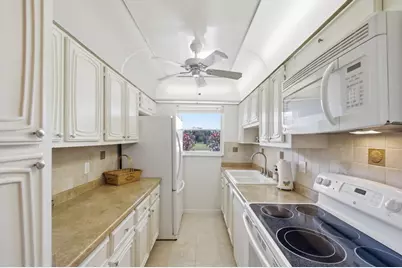 940 S Drive Terrace #A, Delray Beach, FL 33445 - Photo 18