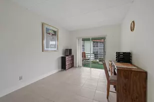 3300 Springdale Blvd, Palm Springs, FL 33461 - Photo 8