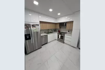 21 Jacaranda Country Club Drive #224, Plantation, FL 33324 - Photo 8