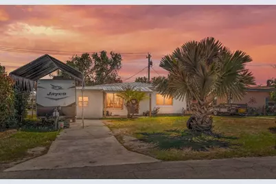 2514 SE Washington St Street, Stuart, FL 34997 - Photo 1