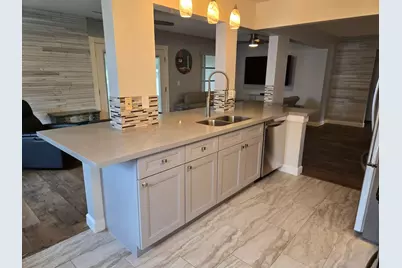 1124 NW 90th Way, Plantation, FL 33322 - Photo 2