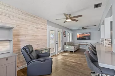 1124 NW 90th Way, Plantation, FL 33322 - Photo 12