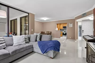 4483 Carambola Circle S #27320, Coconut Creek, FL 33066 - Photo 2
