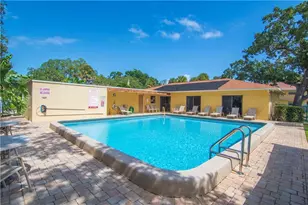 400 18th St, Vero Beach, FL 32960 - Photo 16