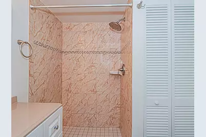 400 18th Street #G2, Vero Beach, FL 32960 - Photo 12