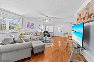 3358 Americo Dr, West Palm Beach, FL 33417 - Photo 6