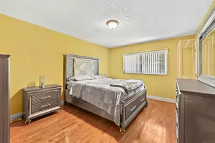 3358 Americo Dr, West Palm Beach, FL 33417 - Photo 14