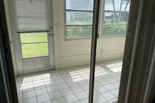 2960 Lake Osborne Dr, Lake Worth Beach, FL 33461 - Photo 8