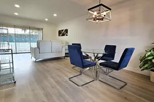 835 Salem Ln, Lake Worth, FL 33467 - Photo 8