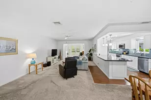 321 Del Rio Blvd, Boca Raton, FL 33432 - Photo 10