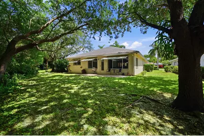 321 Del Rio Boulevard, Boca Raton, FL 33432 - Photo 32