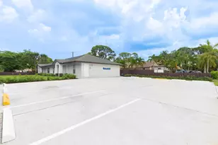 3260 Hi St, Lake Worth Beach, FL 33461 - Photo 12
