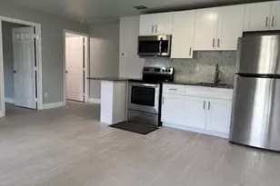 3260 Hi St, Lake Worth Beach, FL 33461 - Photo 2