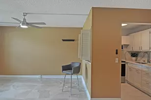 238 Chatham L, West Palm Beach, FL 33417 - Photo 6