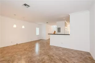 16135 Emerald Cove Rd, Weston, FL 33331 - Photo 4
