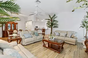 734 Winifred Way, The Villages, FL 32162 - Photo 18