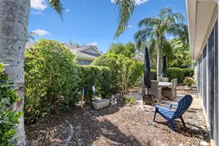 734 Winifred Way, The Villages, FL 32162 - Photo 4