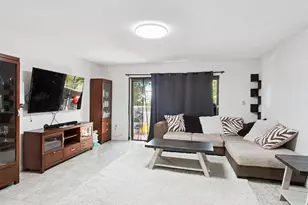 1891 N 61st Ave, Hollywood, FL 33024 - Photo 2
